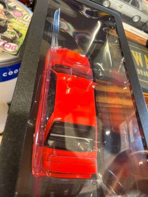 BMW E30 M3 1987 - Minichamps 1/18 scale - Bmw Dealer edition -Brand New