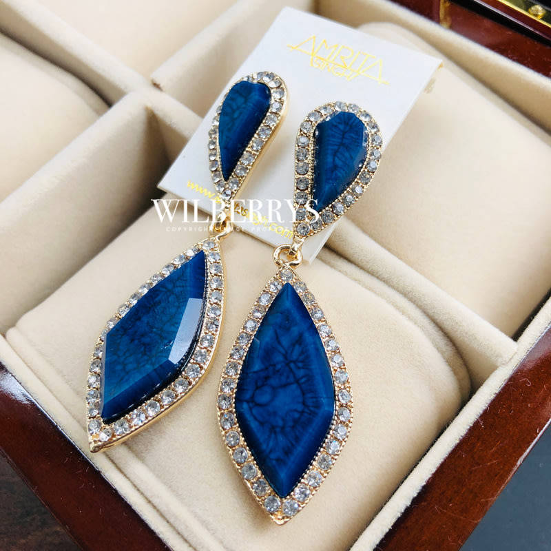 Must see! Retail: R1250.00 AMRITA NEW YORK Hampton Classic Two Tier Earring Blue Lapis