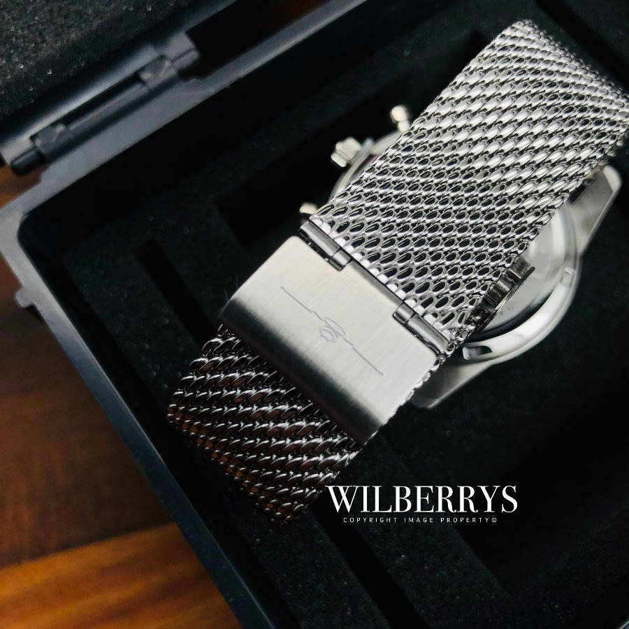 Retail: R6,000.00 THUNDERBIRDS AIR CRAFT WATCH Men's Landmark Chronograph Milanese Watch