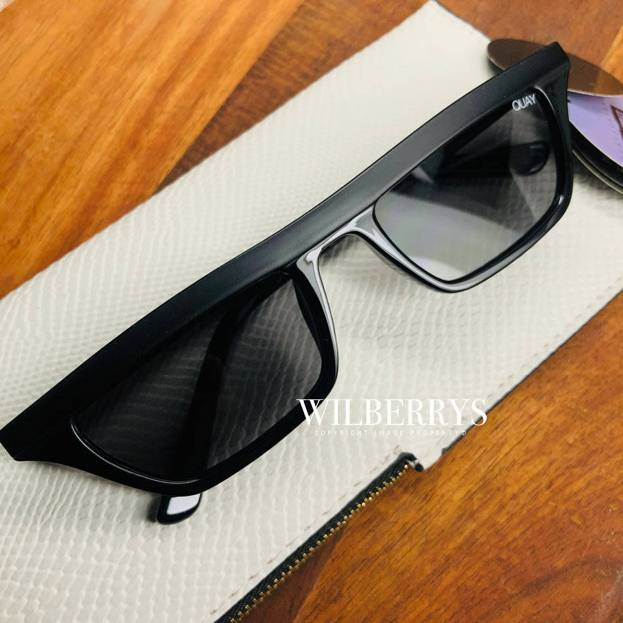 Must see!! QUAY Women's J'LO Jennifer Lopez FINESS Sunglasses **AUTHENTIC BRAND NEW