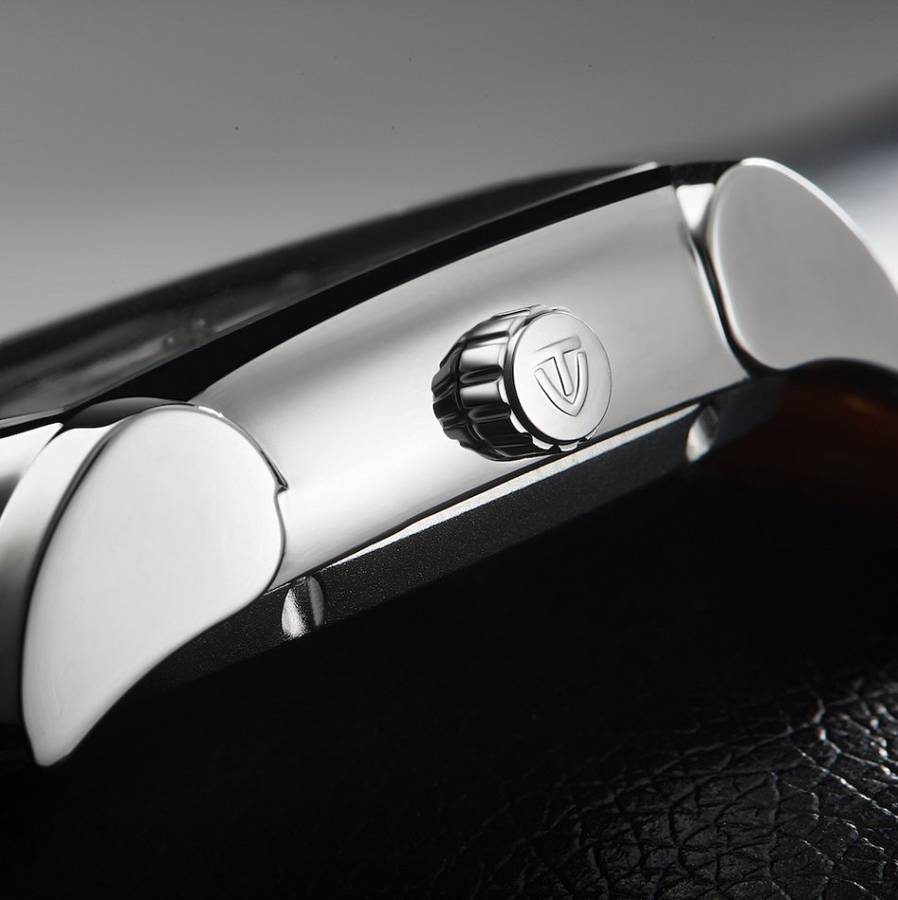 Retail: R2,099.00 TEVISE ® Men's Lucky Number Automatic White/Black Watch BRAND NEW