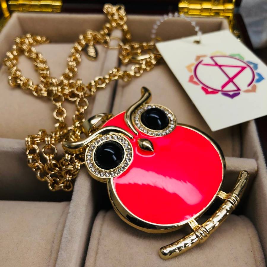 HOT! Must see! Retail: R1200.00 AMRITA NEW YORK Miami Owl Pendant Hot Pink