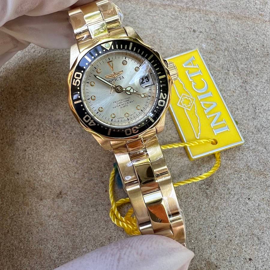 Retail: R9,999.00 INVICTA Women's Petite 24mm DEEP SEA DIVER Watch BRAND NEW IN BOX