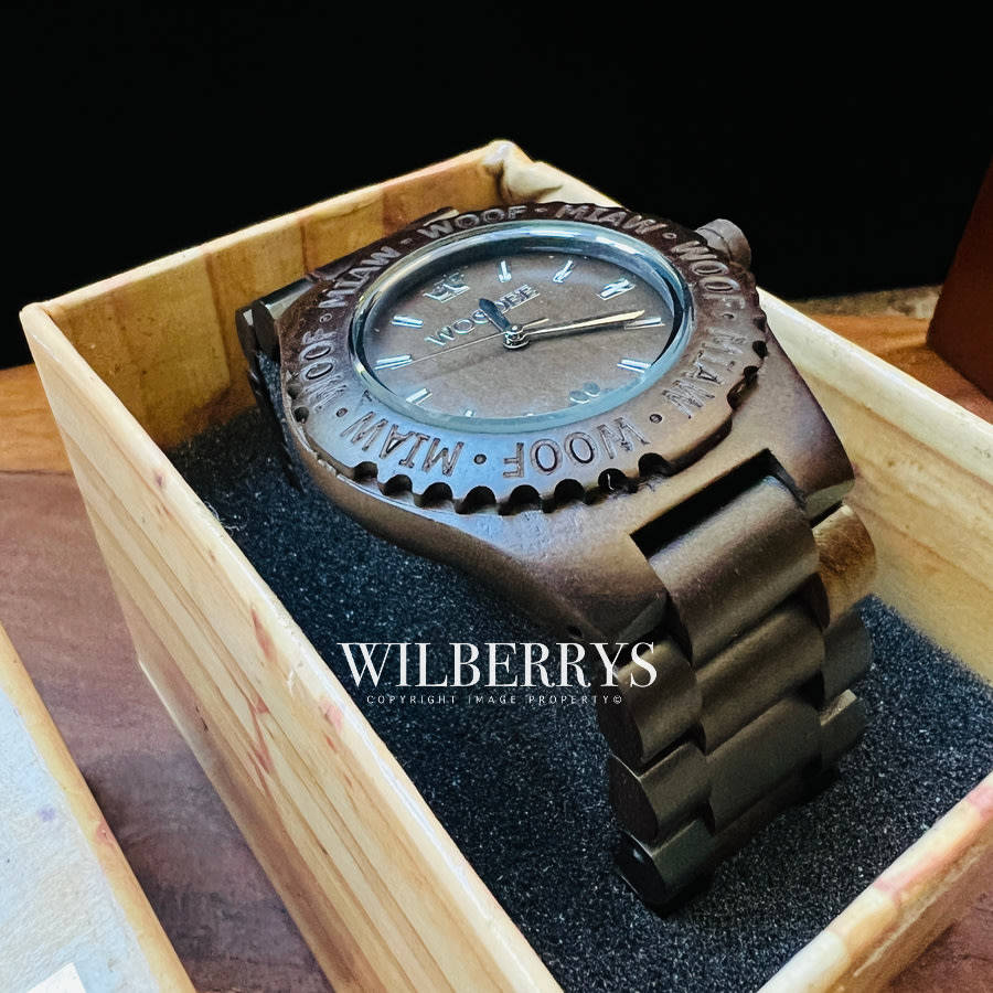 Retail: R2,499.00 WOODEE ® Unisex 40mm Natural Dark Wood WOOF Edition Watch BRAND NEW