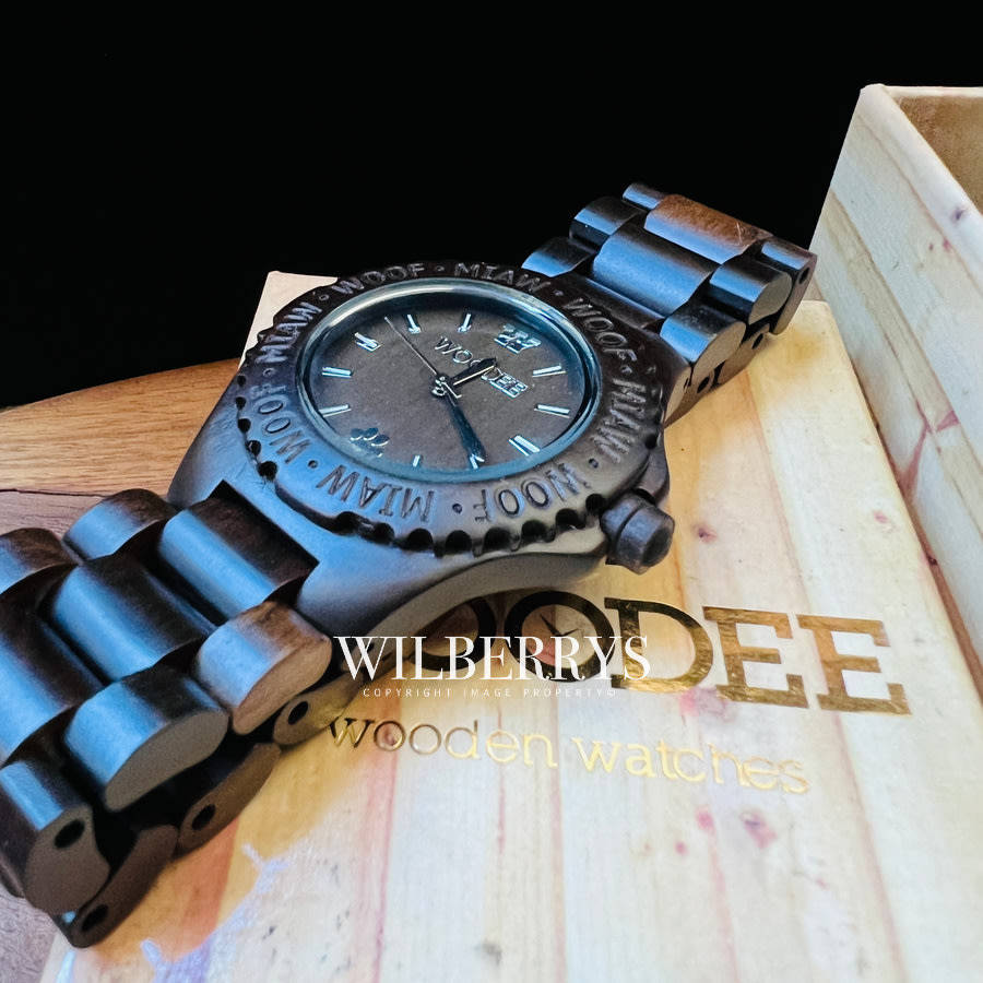 Retail: R2,499.00 WOODEE ® Unisex 40mm Natural Dark Wood WOOF Edition Watch BRAND NEW