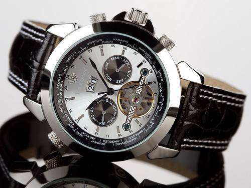 YVES CAMANI Men's NAVIGATOR MENS AUTOMATIC WATCH Watch brand new w. papers!! HOT!!