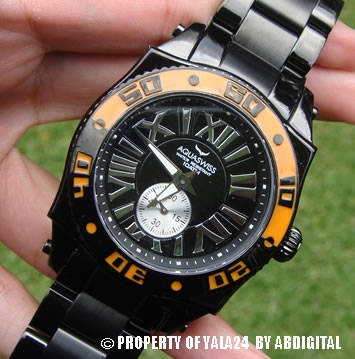 AQUASWISS Men's ALL STEEL BLACK IP Swiss Made Watch valuation included