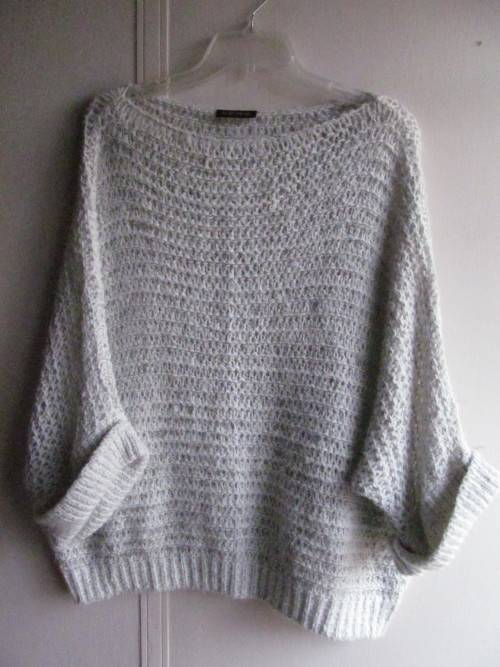 Light Grey Knitted 3/4 Sleeve Batwing Sweater