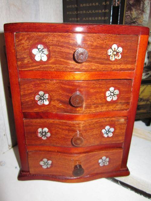 ESTATE SALE LOT 75 MOTHER OF PEARL INLAY 4 DRAWER WOODEN JEWELRY BOX