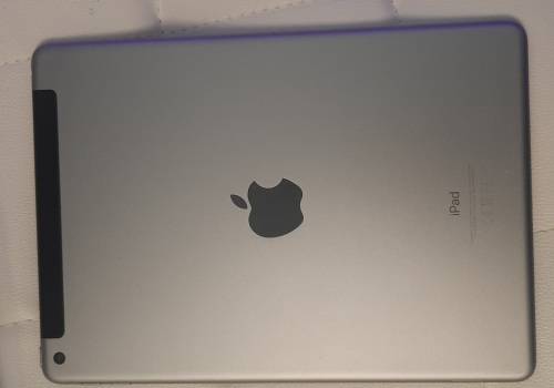 Apple iPad (6th gen) A1974 128gb WiFi + Cellular (For Spares)