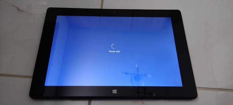 Proline QuadCore tablet @ 1.83Ghz, 2gb Ram, 32gb EMMC Flash, LTE/WiFi, Windows10