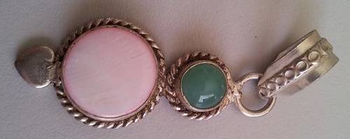 PINK MOTHER OF PEARL AND GREEN CHALCEDONY STERLING SILVER PENDANT @ EXCELLENT LOW START!
