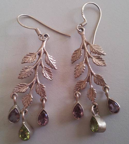 ** LOVELY AMETHYST AND PERIDOT STERLING SILVER LEAF EARRINGS **