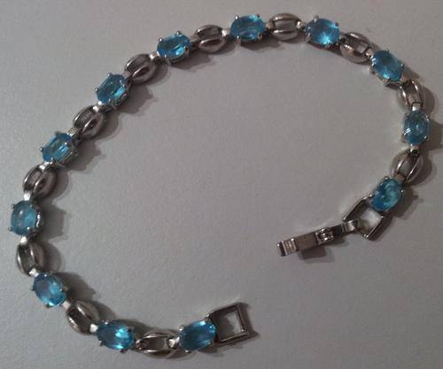 ** ABSOLUTELY AWESOME created BLUE TOPAZ BRACELET ** Fresh and summery!