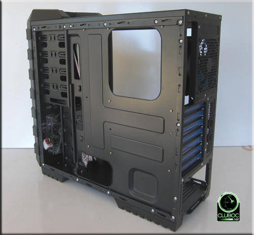 Raidmax Altas - back - inside