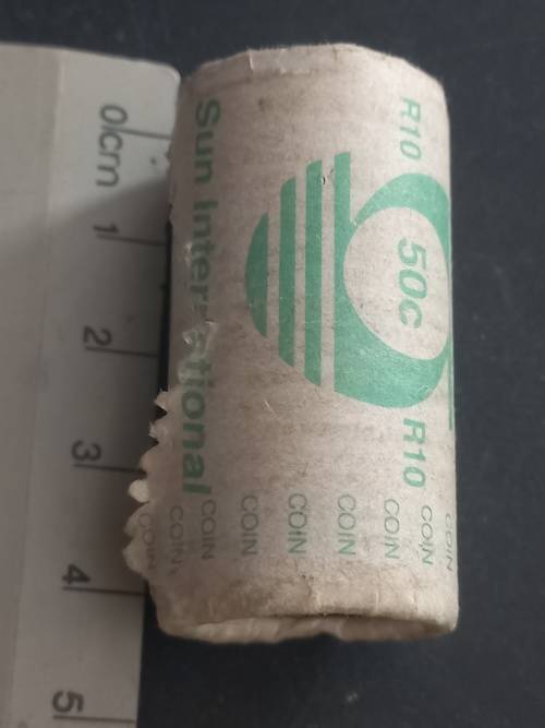 1993 RSA 50 cent SUN international roll of coins. R10