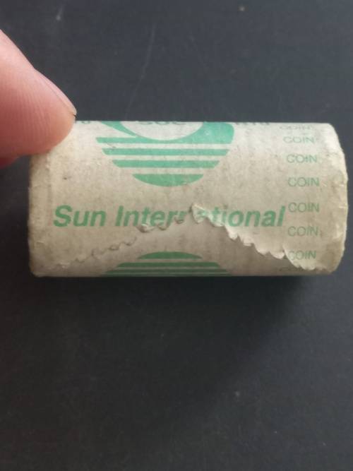1993 RSA 50 cent SUN international roll of coins. R10