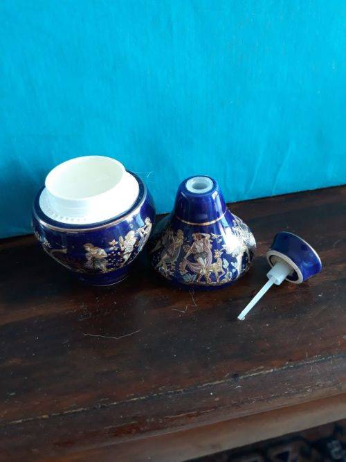 PERFUME BOTTLE OF GREEK ORIGIN