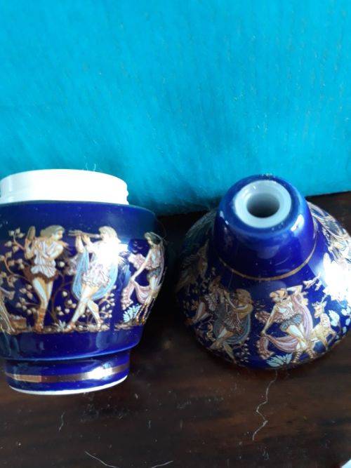 PERFUME BOTTLE OF GREEK ORIGIN