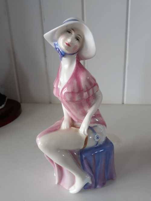 OUR ROYAL DOULTON LADY "HARRIET" WAS MODELLED BY DOUGLAS V POULTA