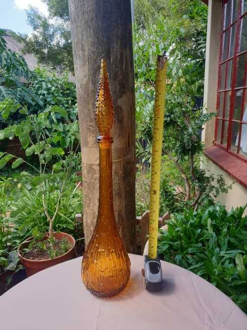 STUNNING Italian Vintage Retro Genie Bottle Decanter