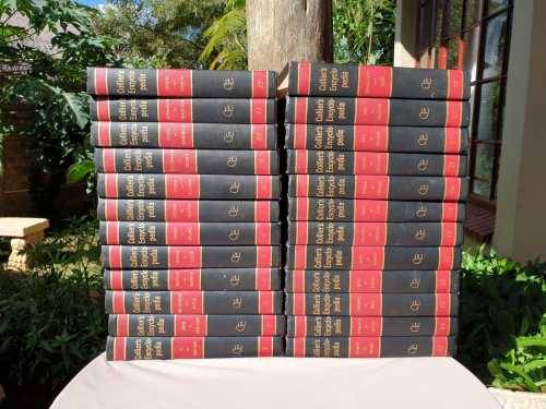 STUNNING SIGHT: COMPLETE 24 VOL SET OF 1969 COLLIERS ENCYCLOPEDIA