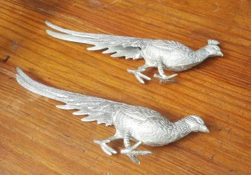 MAGNIFICENT VINTAGE PAIR OF SILVER PLATED PHEASANTS ITALIAN MENU HOLDERS