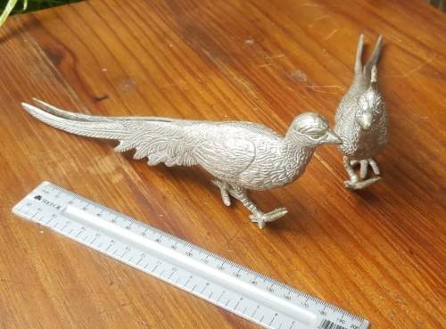 MAGNIFICENT VINTAGE PAIR OF SILVER PLATED PHEASANTS ITALIAN MENU HOLDERS
