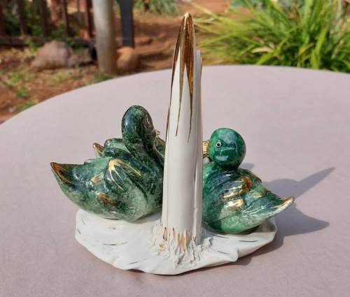 CESARE VILLARI! - CVS CAPODIMONTE ITALY! - 18CT GOLD GILT! - PORCELAIN DUCKS! - RARE AND VALUABLE PL
