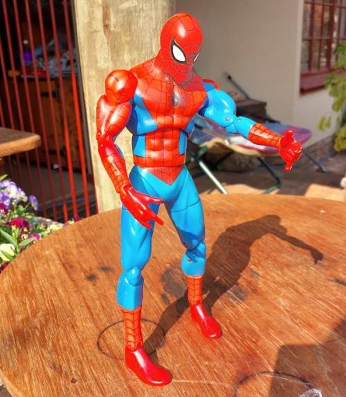 RARE 2005 MARVEL 30CM HIGH POSABLE SPIDERMAN ACTION FIGURE BY TOY BIZ WITH 27 ARTICULATED POINTS