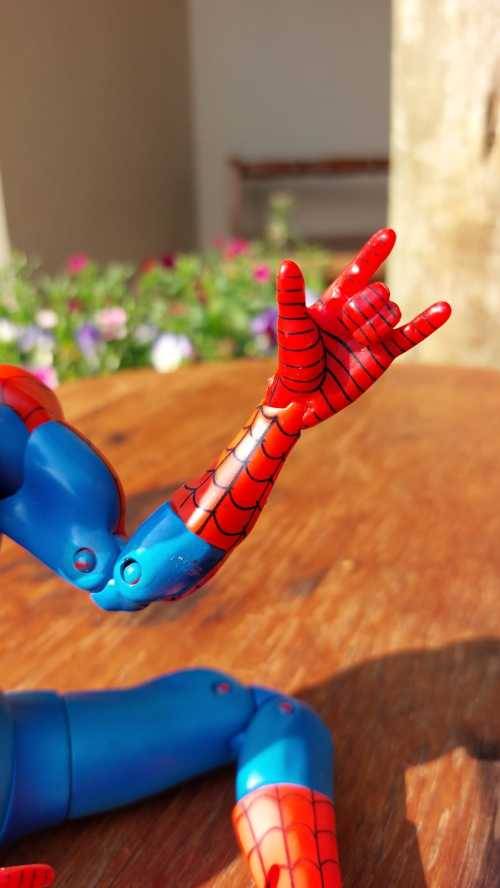 RARE 2005 MARVEL 30CM HIGH POSABLE SPIDERMAN ACTION FIGURE BY TOY BIZ WITH 27 ARTICULATED POINTS