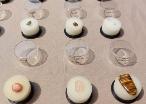 WONDERFUL COLLECTION OF 20 GEMSTONE (AND ALL PRECIOUS GEMSTONES) SPECIMENS IN PERSPEX BOXES