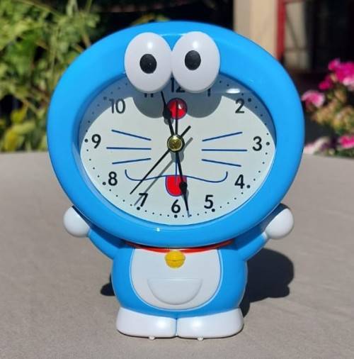 CUTE DORAEMON (CHILDRENS CARTOON CHARACTER) ALARM CLOCK SILENT (NO TICKING) PLASTIC BLUE