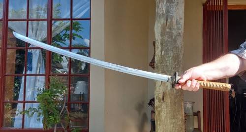 SAMURAI KATANA SWORD WITH WOODEN SCABBARD WELL MADE WITH STAINLESS STEEL IN JAPAN