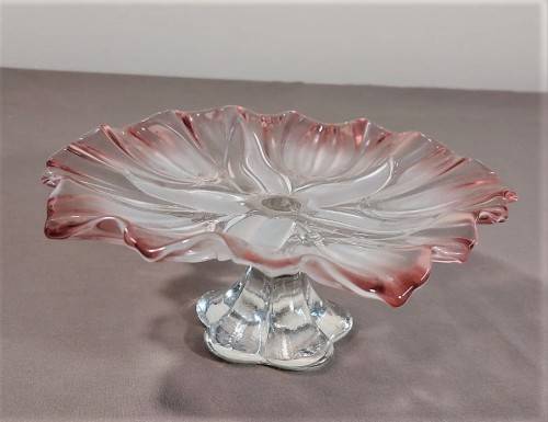 NO 1 OF 2: WALTHER GLAS LARGE SYLVIA PATTERN FROSTED CHRYSTAL GLASS CAKE STAND