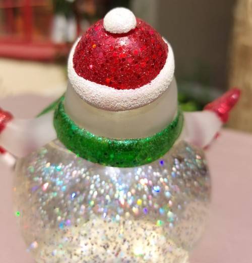 CHANGING COLOUR SANTA SNOWMAN GLOBE