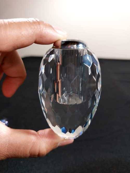 VINTAGE CHRYSTAL GLASS PERFUME BOTTLE WITH PURPLE COLOURED FACETTED STOPPER