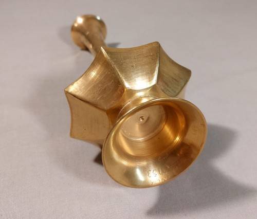 BRASS ALADDIN GENIE LAMP AND TWO BRASS VASES