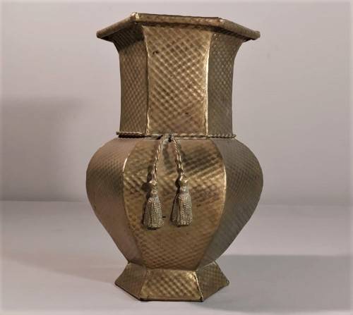 VINTAGE BRASS HEXAGON VASE LARGE 29CM HIGH WITH BRASS TOSSELS AND HAMMERED DIAMOND PATTERN