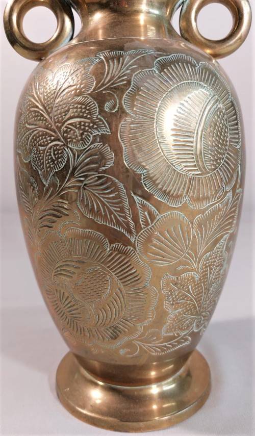 SOLID BRASS VASE WITH TWO RING EAR HANDLES 23CM HIGH HEAVY