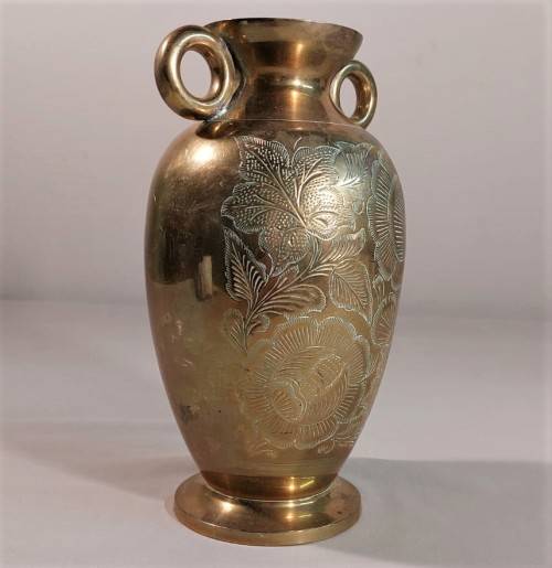 SOLID BRASS VASE WITH TWO RING EAR HANDLES 23CM HIGH HEAVY
