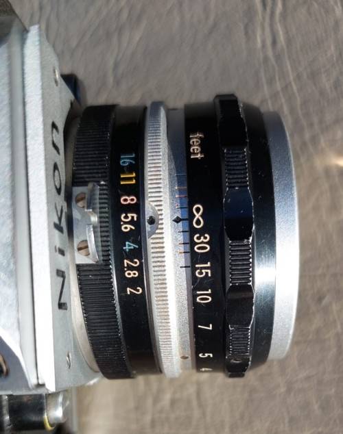 NIKON F 1963 SLR CAMERA (SERIAL 6524881) WITH NIKKOR-S AUTO 50MM LENS (SERIAL 574106) WORKING!