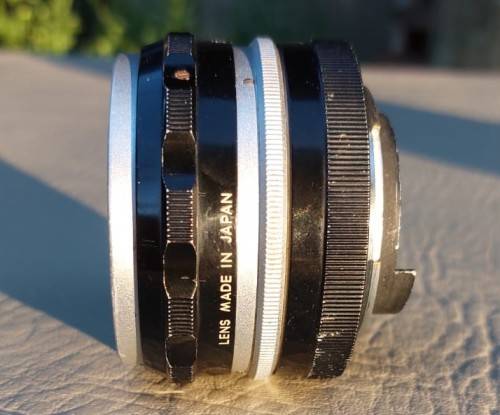 NIKON F 1963 SLR CAMERA (SERIAL 6524881) WITH NIKKOR-S AUTO 50MM LENS (SERIAL 574106) WORKING!