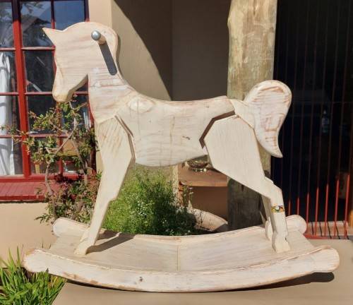 VINTAGE WOODEN ROCKING HORSE LARGE 80CM HIGH 90CM WIDE