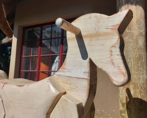 VINTAGE WOODEN ROCKING HORSE LARGE 80CM HIGH 90CM WIDE