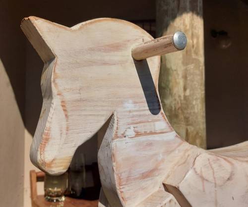 VINTAGE WOODEN ROCKING HORSE LARGE 80CM HIGH 90CM WIDE