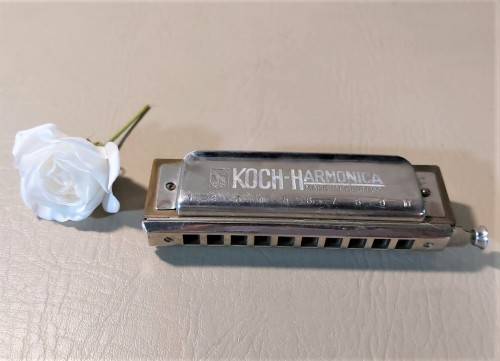 HOHNER KOCH CHROMATIC HARMONICA VINTAGE GERMAN IN GOOD WORKING CONDITION THE 2ND OF 2 ON AUCTION