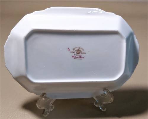 ROYAL ALBERT VINTAGE 1940S DIAMOND SHAPED CHELSEA BIRD PATTERN BON BON DISH