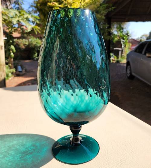 GIGANTIC (34CM HIGH) TURKOOIS ART GLASS GOBLET VASE