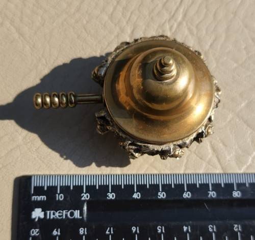 VINTAGE GOLD TONED PILL BOX OR SACCHARIN DISH WITH LID AND HANDLE